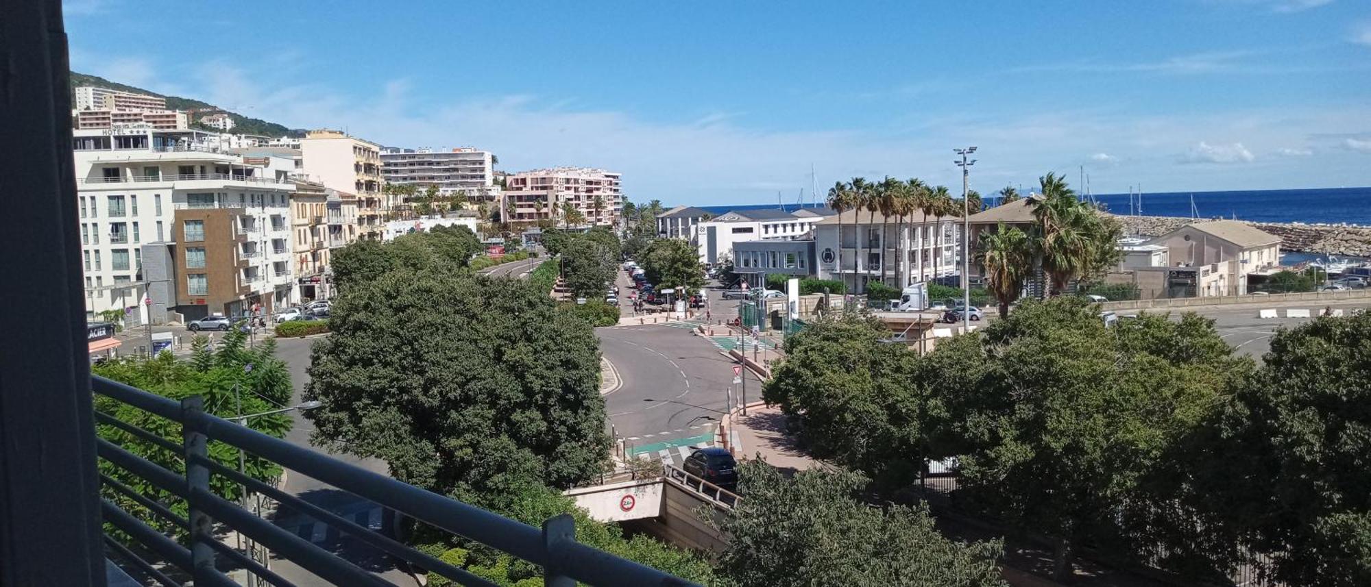 Appartement T2 Tout Confort Bastia  Eksteriør bilde